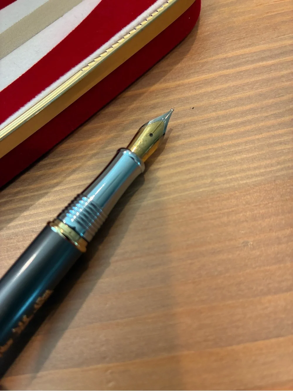 DUKE 22K GP Fountain Pen Farn Stationary Co, LTD with engraving Untested